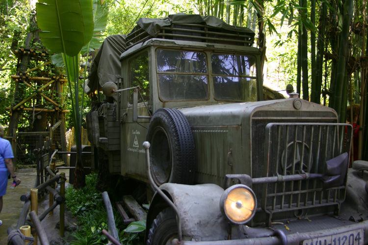 Adventureland - Indiana Jones Adventure 04