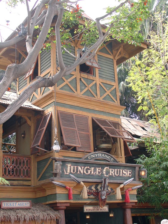 Adventureland - Jungle Cruise 00a