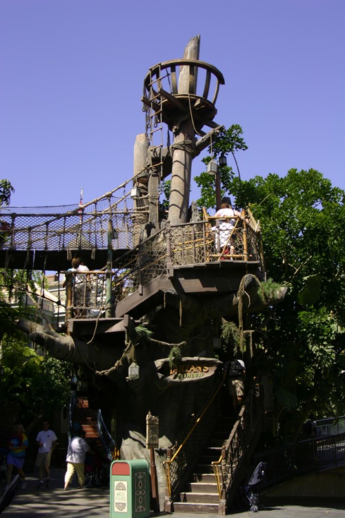 Adventureland - Tarzan Treehouse 01a