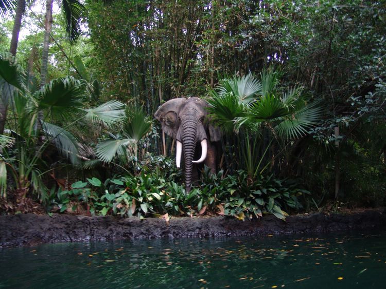 Adventureland-07