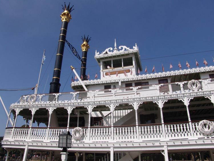 Frontierland-DL-08