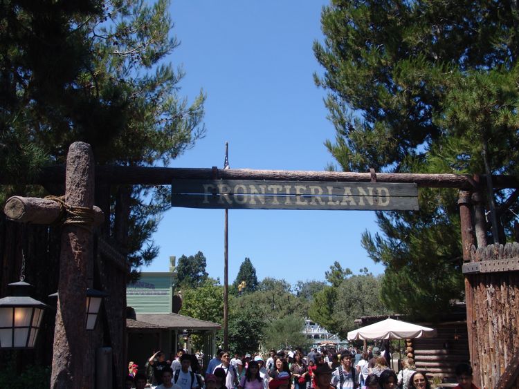 Frontierland-DL-81