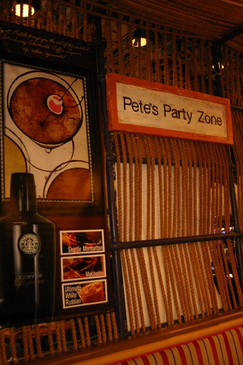 02 - Dining - Pete's Sunset Grille 016