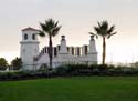 walkway to beach 014