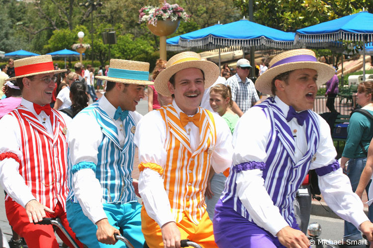 dapper dans 8 030Copy