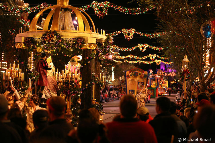 Disney Christmas fantasy parade 2006 203Copy