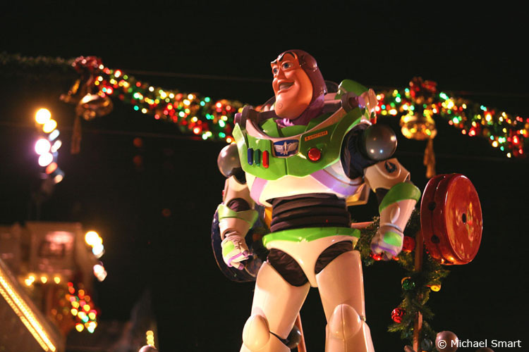 Disney Christmas fantasy parade 2006 266Copy