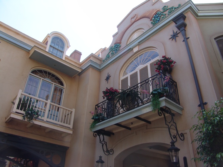 New-Orleans-Square-58