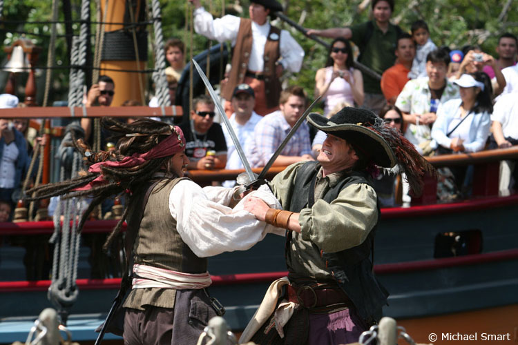 Pirates lair Show-01b