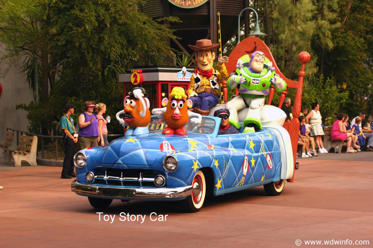 13_Toy Story Car
