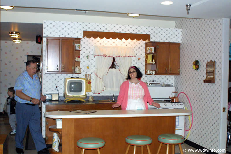 Dining-50s-Prime-Time_02