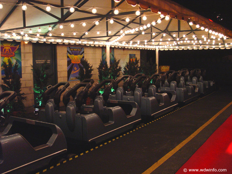 Rock 'n' Roller Coaster_05