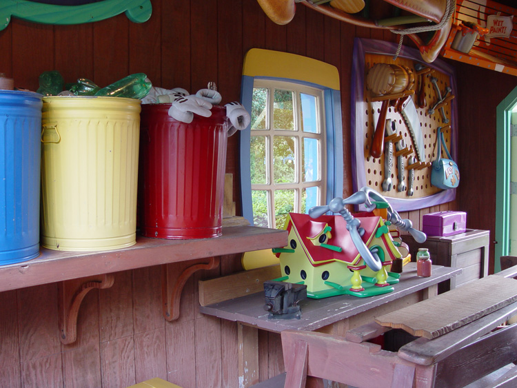Mickeys- Country-House-08