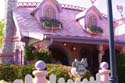 Minnies-Country-House-02a