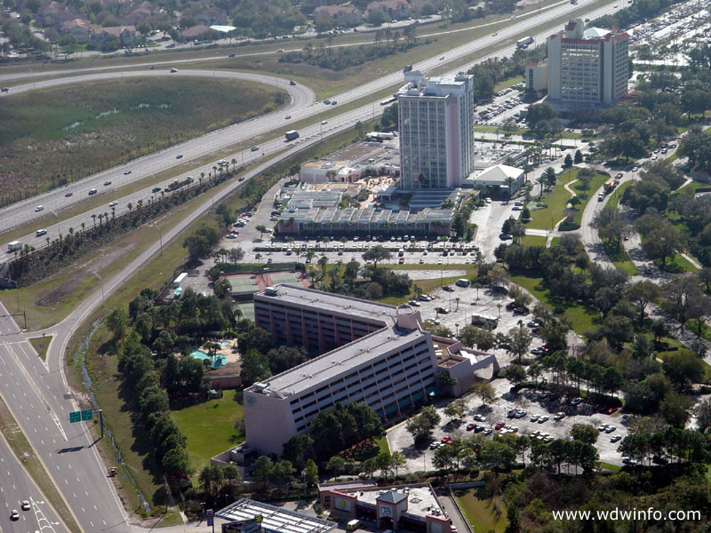 Disney_Hotel-Plaza-Blvd