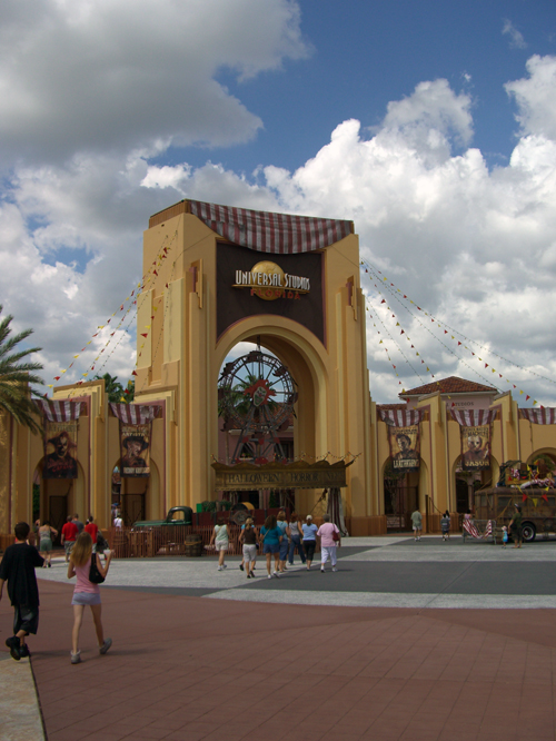 01-Front-Gate