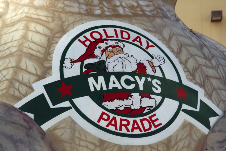 Universal-Holiday15