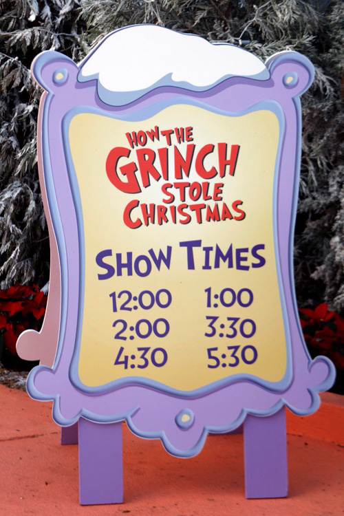 Universal-Holiday25
