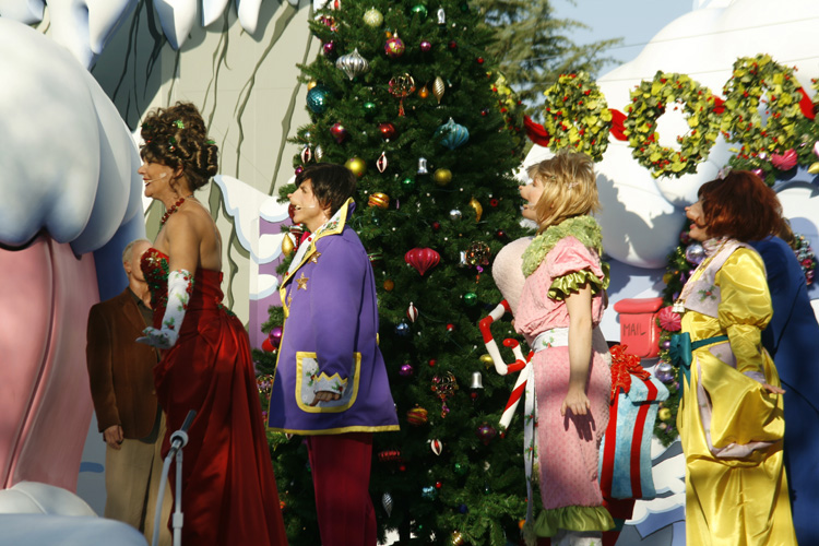 Universal-Holiday31