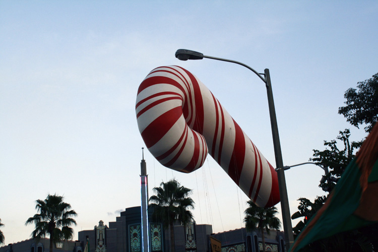 Universal-Holiday43