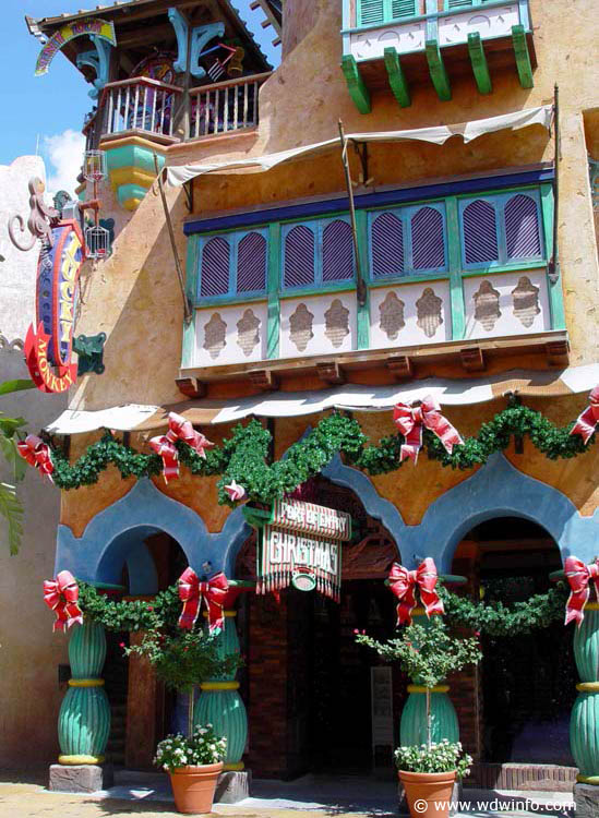 13-Port of Entry Xmas