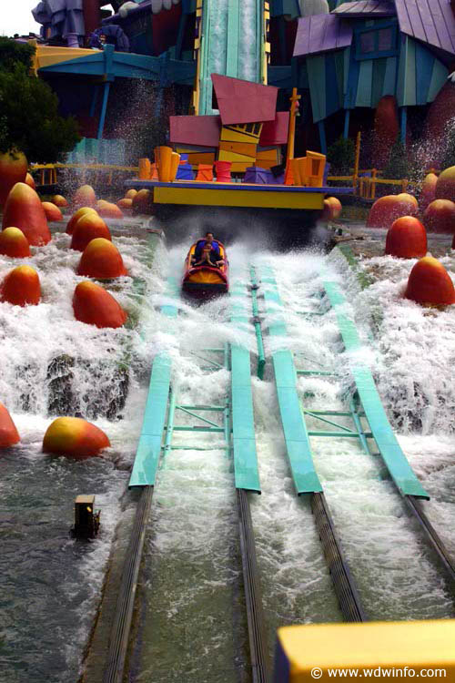 36-Dudley Do-Right's Ripsaw Falls