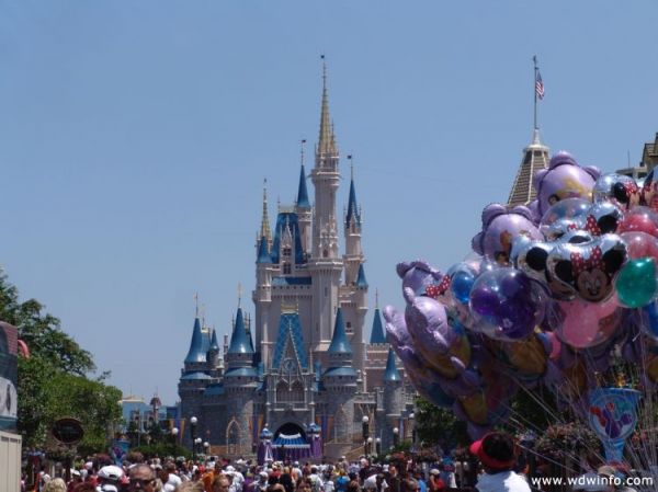 What Disney Parks Memories Have Stuck With You? The DIS Main-Street-USA-22 Main-Street-USA-22