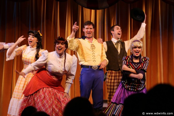 4 Not-So-Secret Places Disney World Veterans Love Hoop-Dee-Doo-Musical-Revue-004 Hoop-Dee-Doo-Musical-Revue-004