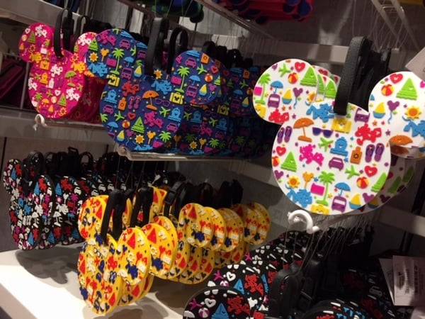 IMG_5374 (600x450) – WDWINFO.COM “TAG” Yourself with New Travel Accessories from Disney’s Marketplace Co-Op IMG_5374 (600x450)