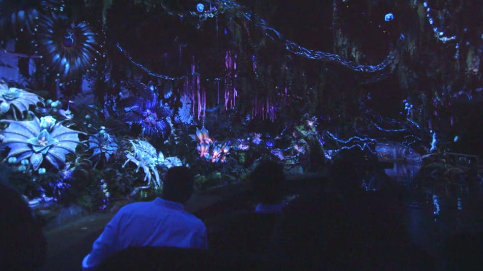 Disney shares sneak peek of upcoming AVATAR land river river
