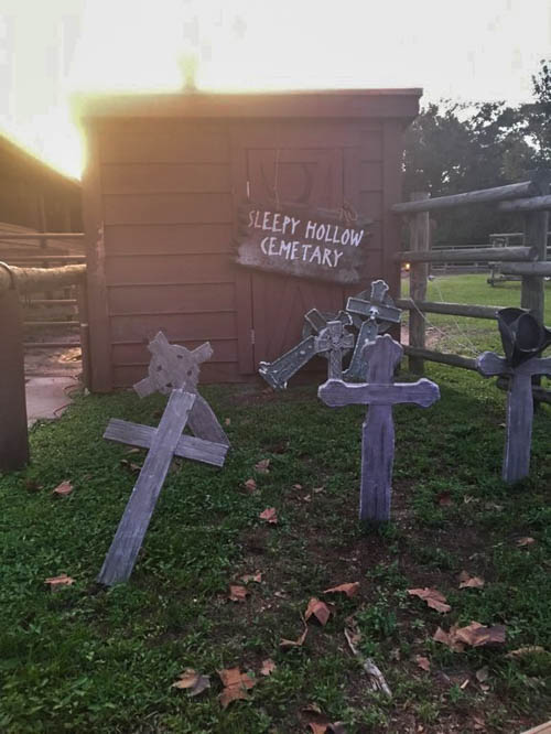 Review: Return to Sleepy Hollow at Disney's Fort Wilderness Resort The DIS sleepy-hollow-2-2 sleepy-hollow-2-2