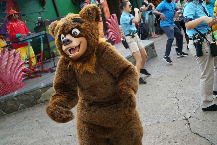 Hakuna matata time dance party koda the dis