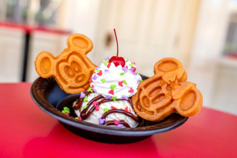 MKfood0219-06 – WDWINFO.COM Fun Foods for February (and March) at the Magic Kingdom The DIS MKfood0219-06 MKfood0219-06