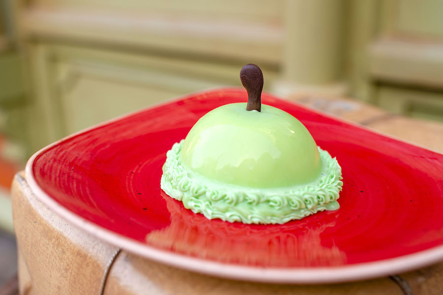 svens-apple-cheesecake
