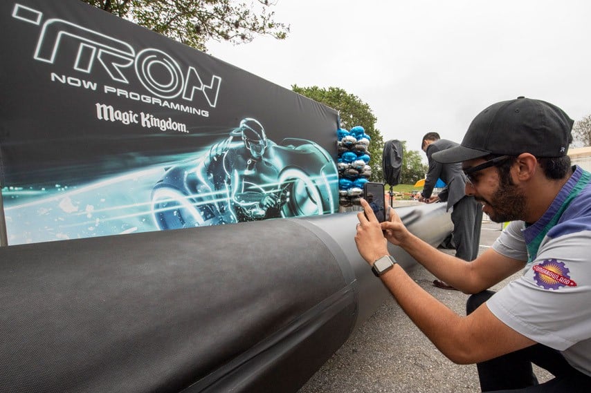 TronSteel04 – WDWINFO.COM Cast Members Sign Steel on TRON Attraction Construction The DIS TronSteel04