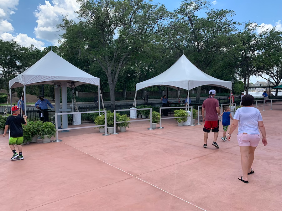 IG6 – WDWINFO.COM Remy's Ratatouille Adventure Construction Update - PHOTOS Disney Information Station IG6 IG6