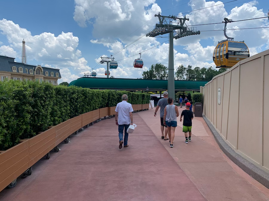 IG7 – WDWINFO.COM Remy's Ratatouille Adventure Construction Update - PHOTOS Disney Information Station IG7 IG7