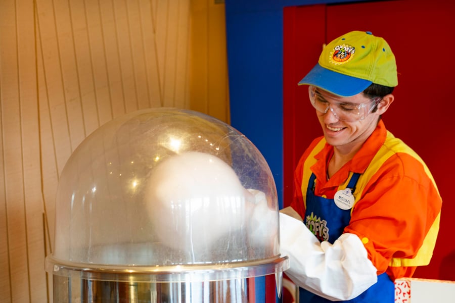 goofys-candy-kitchen-gourmet-cotton-candy