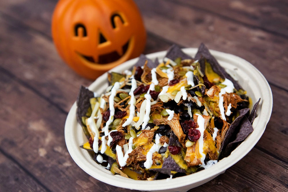 disney-springs-food-truck-chicken-nachos