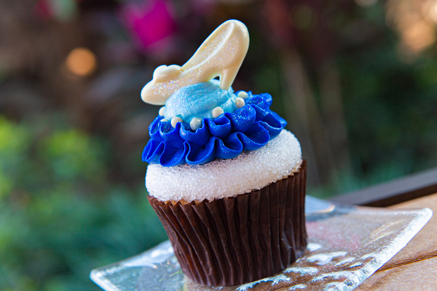 Cinderella-Treats-04 – WDWINFO.COM Treats to Celebrate the 70th Anniversary of Cinderella The DIS Cinderella-Treats-04 Cinderella-Treats-04