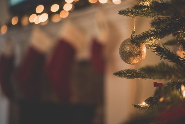 Disney Holidays: Disney Springs Sphere Tree chad-madden-SUTfFCAHV_A-unsplash Photo by Chad Madden on Unsplash Photo by <a href="https://unsplash.com/@chadmadden?utm_source=unsplash&utm_medium=referral&utm_content=creditCopyText">Chad Madden</a> on <a href="https://unsplash.com/images/events/christmas?utm_source=unsplash&utm_medium=referral&utm_content=creditCopyText">Unsplash</a>