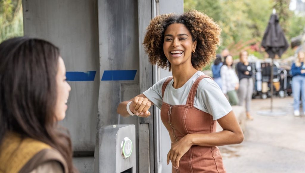 Five Key Hands-Free Items I Never Visit Disney Without Disney Image - Lightning Lane