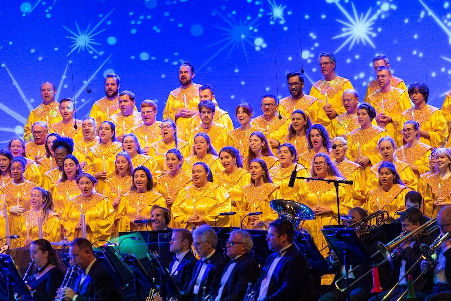 2023-candlelight-processional-singers – WDWINFO.COM Candlelight Processional Narrators & More Announced for EPCOT Int’l Festival of the Holidays 2023-candlelight-processional-singers