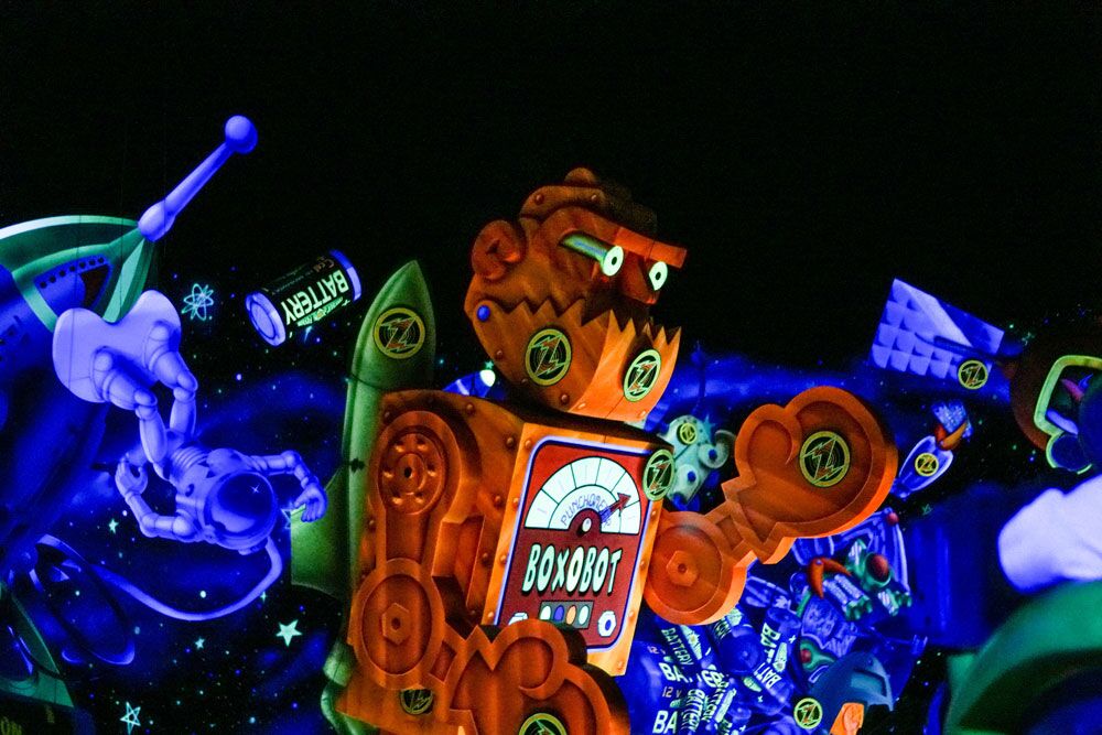Buzz-2_preview – WDWINFO.COM 3 Unique Cast Member Interactions That Will Brighten Your Magic Kingdom Day Buzz-2_preview