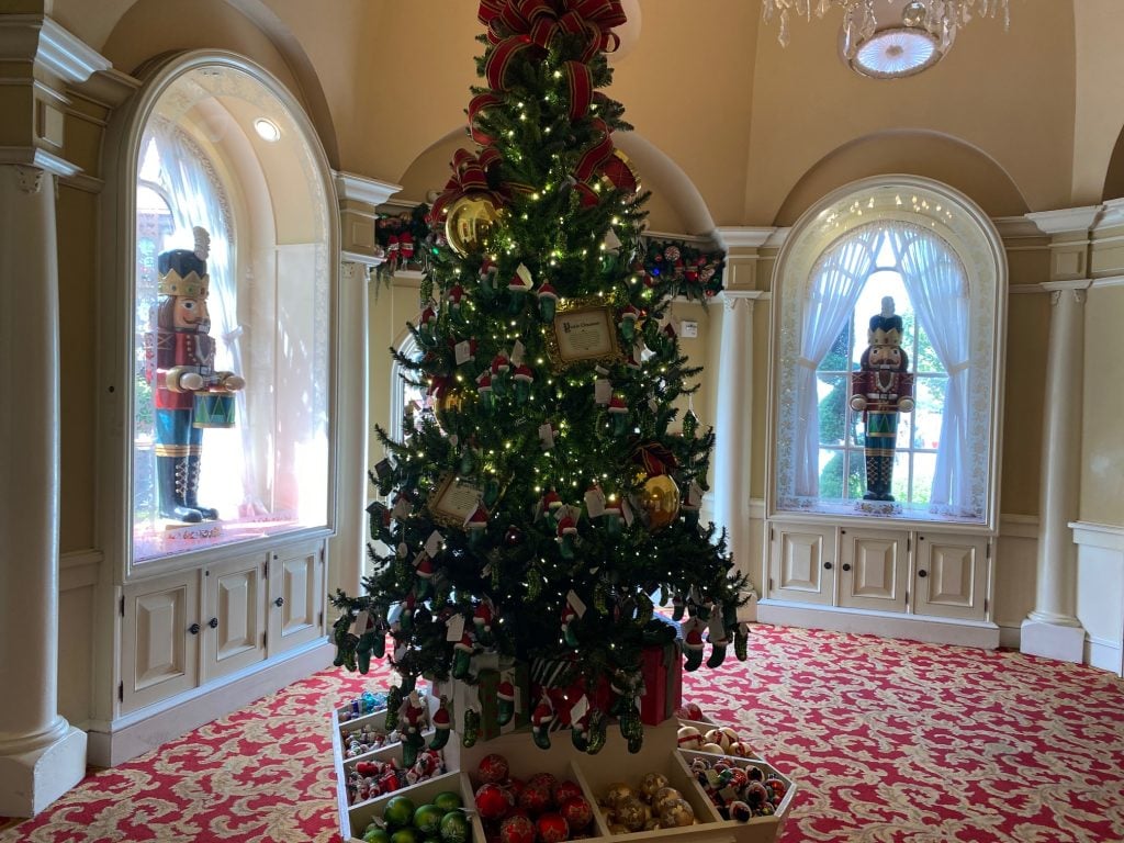 EPCOT’s Germany Pavilion is Full of Christmas Cheer IMG_5442
