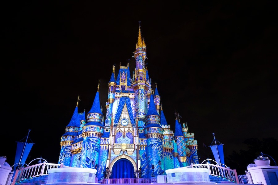 New ‘Frozen Holiday Surprise’ Coming to Magic Kingdom