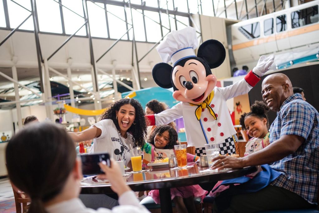 Walt Disney World Launches Enhanced Dining Reservation Tools chef-mickeys-family-dining