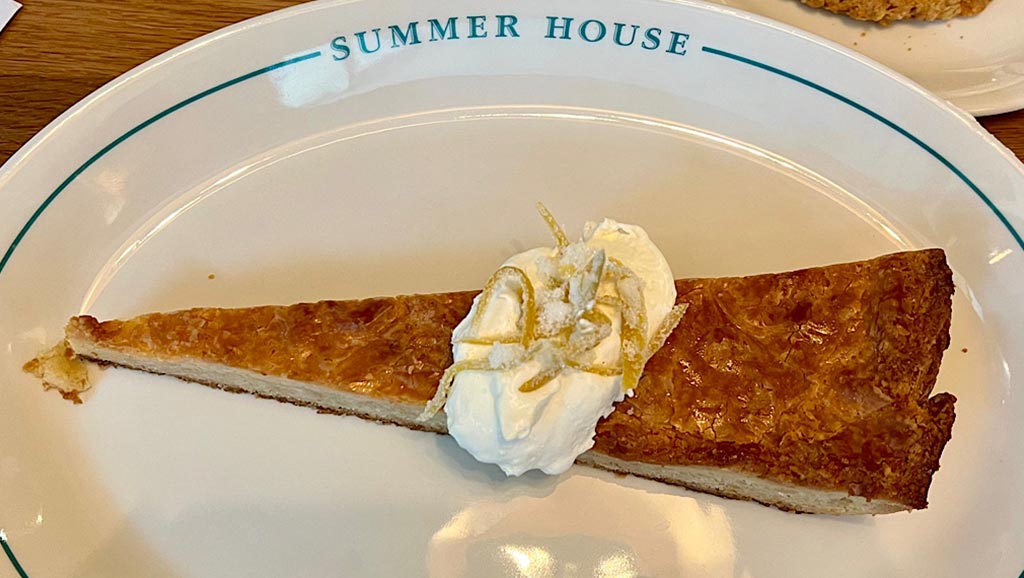 summer-house-lemon-cake โ WDWINFO.COM Disney Dining Review: Summer House on the Lake at Disney Springs summer-house-lemon-cake
