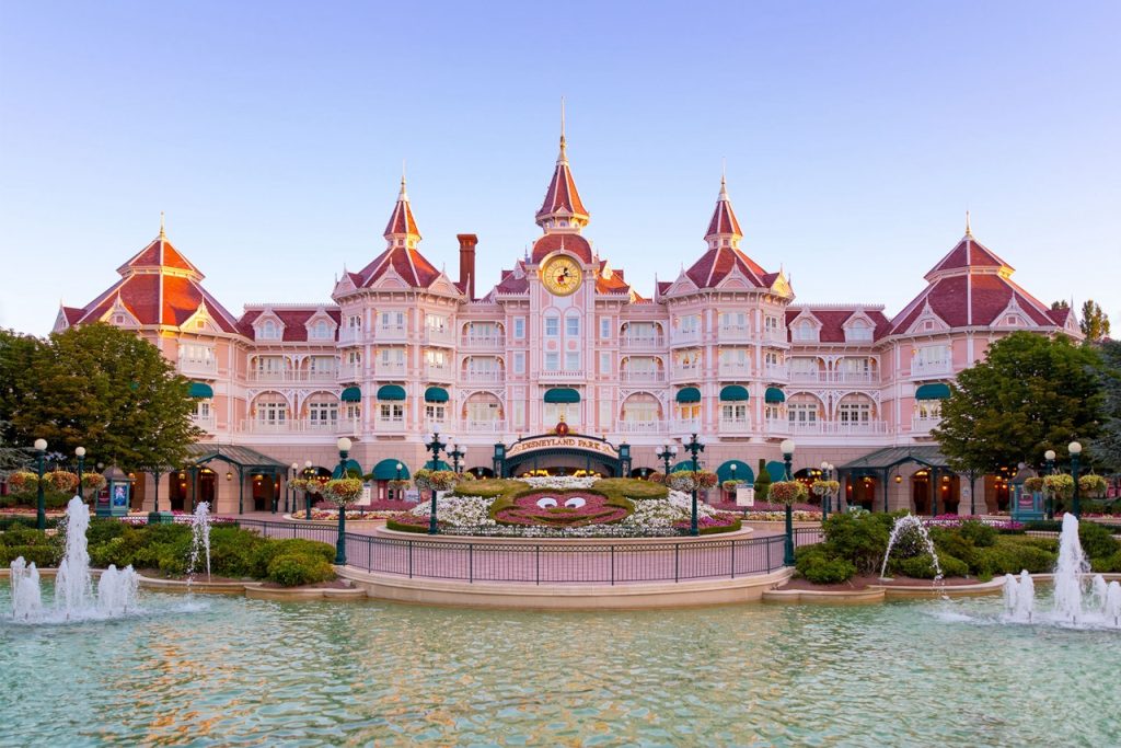 Take a Look Inside the Disneyland Hotel at Disneyland Paris