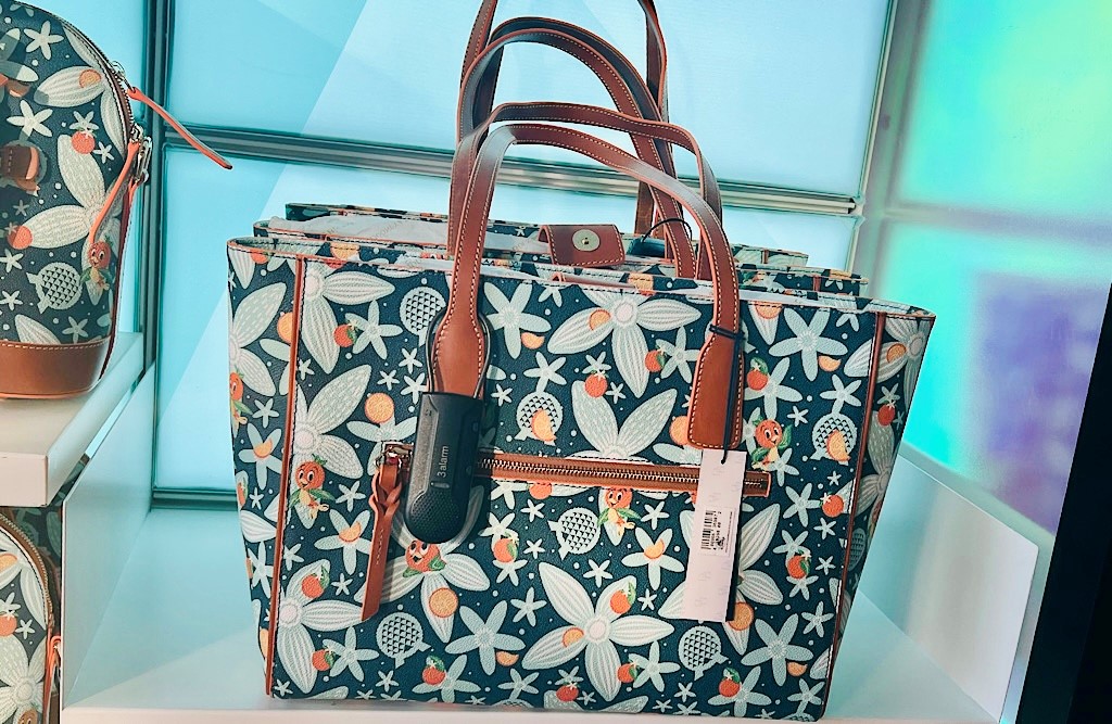2024 FG Orange Bird Dooney Totw โ WDWINFO.COM So Much NEW Orange Bird Merch at EPCOT! 2024 FG Orange Bird Dooney Totw